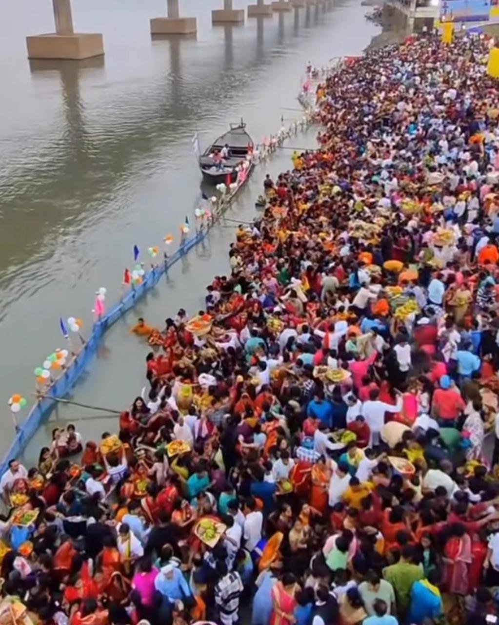 उत्कृष्ट भीड़-प्रबंधन, सुदृढ़ सुरक्षा-व्यवस्था एवं सुचारू यातायात प्रबंधन का उत्कृष्ट उदाहरण प्रस्तुत किया गया: आयुक्त व पुलिस महानिरीक्षक ने हर्ष व्यक्त करते हुए कहा