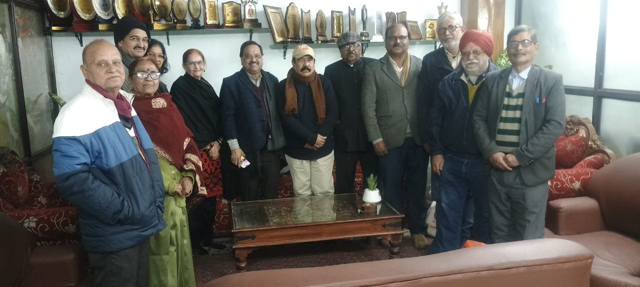 राष्ट्रीय पुस्तक मेला को सफल बनाने के लिए साहित्यकारों की बैठक* 