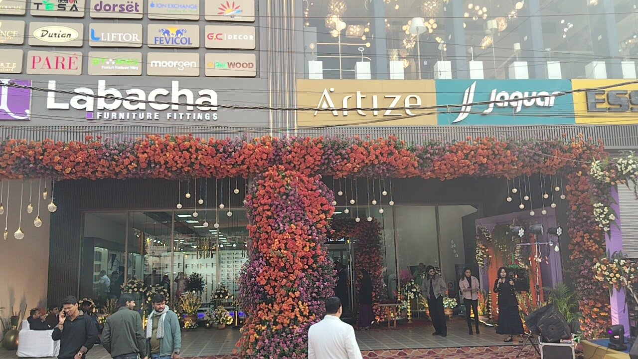 भवन निर्माण से संबंधित “सिरामिक जंक्शन” मॉल का ग्रैंड ओपनिंग पटना में